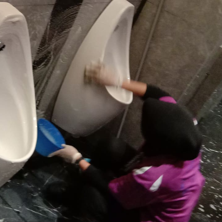 45186550_1056868894472803_954612208736665600_n